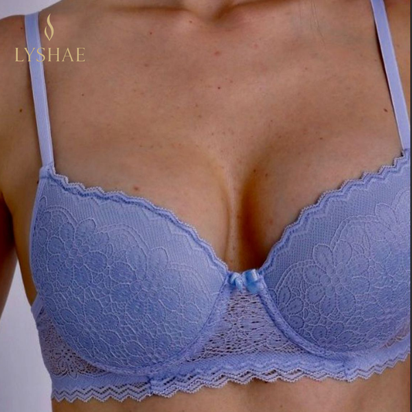 Lyshae bebek mavisi, açık pastel mavi dantelli destekli sütyen, şık iç giyim modeli, çiçek desenli zarif dantel detaylı sütyen, Lyshae kadın premium iç çamaşırı koleksiyonu, rahat ve şık tasarım, özel günler için seksi bebek mavisi sütyen